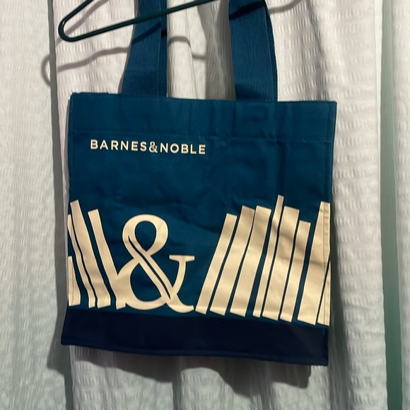 NWOT Barnes and Nobles book bag - Picture 2 of 4